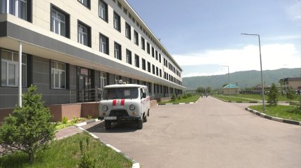 Алматы облысында 15 жастағы қызды 6 жерінен пышақтап кеткен