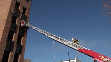 В ВКО журналисты и спасатели поменялись профессиями