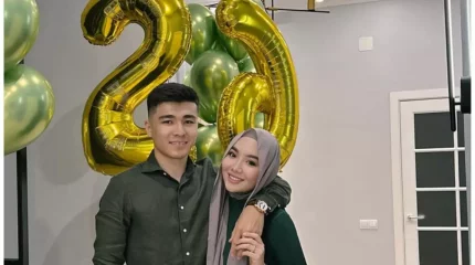 Төреғали Төреәлінің қарындасы күйеуіне тосынсый жасады