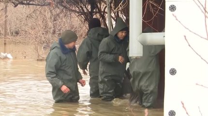Әлеуметтік желіде  «Красавчик Азамат» атымен  бір күнде жұлдызға айналған  құтқарушы Ақтөбеде тұрады