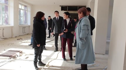 Атырауда күрделі жөндеу жүріп жатқан 10 мектептің жартысы уақытында аяқталмайды