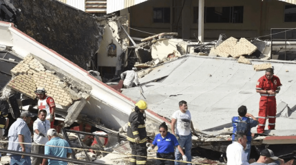 Мексикада шіркеудің төбесі опырылып, 10 адам қаза тапты