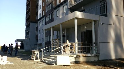 Қызылжарда мемлекеттік бағдарламамен бой көтерген үйдің құрылысы сағызша созылып кеткен
