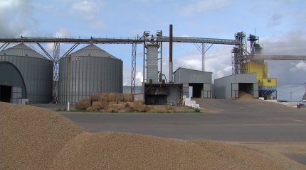 Более 100 комплексов по сушке и очистке зерна запустил завод «AZAM»