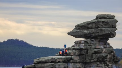В Казахстане запустили масштабную акцию по защите природных и исторических памятников от вандализма – AMANAT