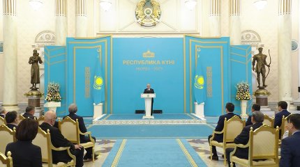 "Бұл - Алаш арыстарының азаттық жолындағы арпалысы ақталған күн", - Президент