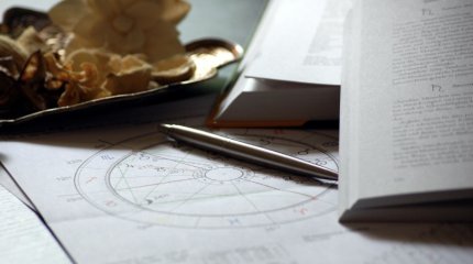 Тельцам помогут друзья, интересные события готовит судьба Весам: гороскоп на 26 октября