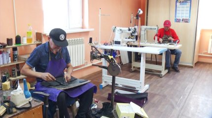 Жетісу облысында ерекше аяқ-киім тігетін цех бар