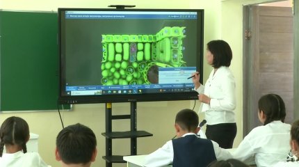 Ұлытау облысының мектептері цифрлық қондырғылармен жабдықталып жатыр