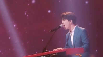 Казахская песня Дударай в стиле джаз-фанк от Димаша Кудайбергена покорила поклонников со всего мира