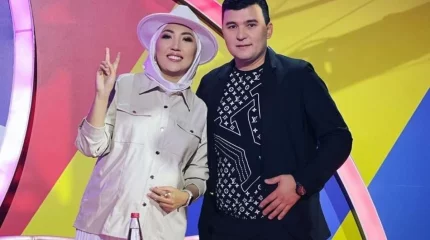 "Отау құрғанда 22 жаста болдым": Айтыскер Сара Тоқтамысова өзінен алты жас үлкен күйеуі жайлы айтты