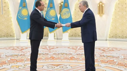 Президент бірқатар мемлекеттің елшілерінен сенім грамоталарын қабылдады