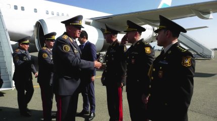 Министр обороны Руслан Жаксылыков прибыл с визитом в Азербайджан