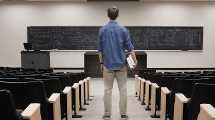 В Казахстане растет стоимость высшего образования