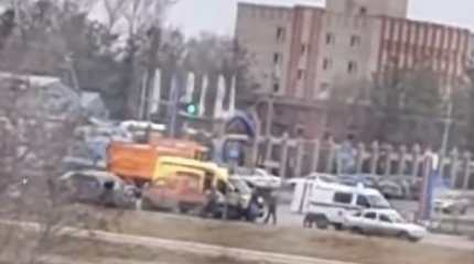 Три человека пострадали в массовой аварии в Костанае