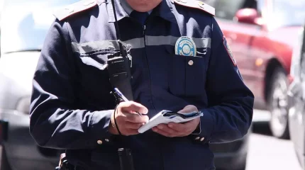 Ақтауда жол қозғалысы ережесін бұзған блогер жауапқа тартылды