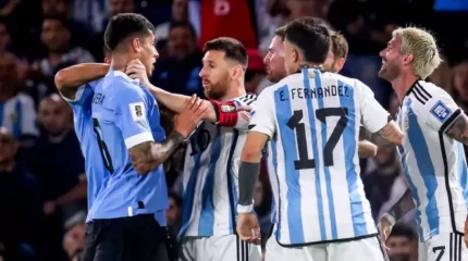 Ашуға булыққан Месси қарсылас команда ойыншысын қылқындырды