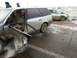 Акмолинец усадил подростка за руль: два человека пострадали в ДТП