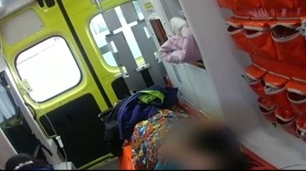 Успели вовремя: мать с сыном спасли полицейские в Шымкенте