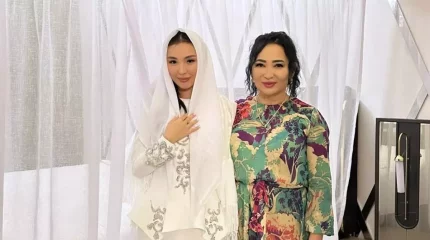 "Шетелге көшеді": Гүлзира Айдарбекова кіші ұлы мен жаңа түскен келінінің жаңалығын бөлісті