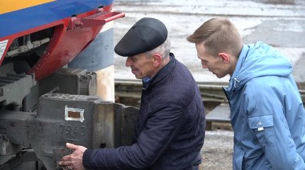 Орал темір жол депосында әкелі-балалы машинистер еңбек етеді