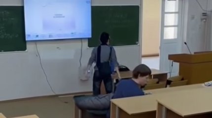 Североказахстанец набросился на преподавателя университета (ВИДЕО)