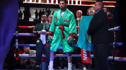 "Мен қазір өз биігімдемін". Жәнібек Әлімханұлы Джермалл Чарлоға жауап берді