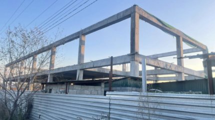 Застройщик изменил русло реки в Каскелене