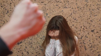 Избитую семилетнюю девочку доставили в больницу Астаны