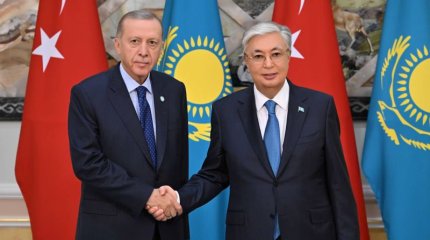 Эрдоган поблагодарил Токаева за строительство школы в пострадавшей от землетрясения турецкой провинции
