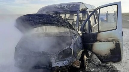 Қостанай облысында балалар мінген автобус өртеніп кетті