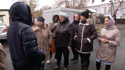 Жители 10 многоквартирных домов замерзают в Сарани