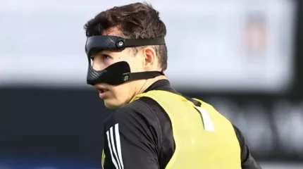 Жарақат алған Бахтиер Зайнутдинов бетпердемен ойнауы мүмкін