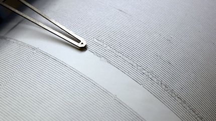 Непалдағы жер сілкінісінен қаза тапқандар саны 120-дан асты