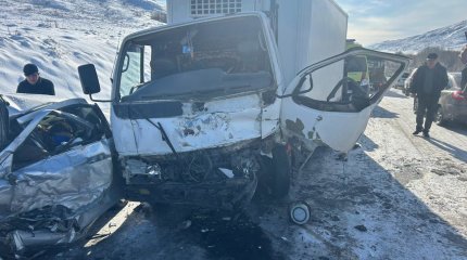 Три человека погибли в жуткой аварии на трассе Усть-Каменогорск — Алтай