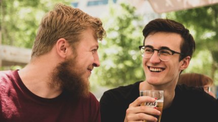 Мировой рекорд: немецкие туристы выпили больше 1200 бутылок пива за 3 часа