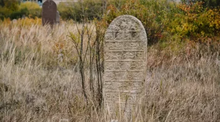 Астанада зейнеткер зират басында күтпеген жағдайға тап болды