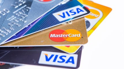 В Казахстане ужесточили правила перевода денег по платежным картам