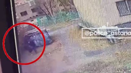 800 мың теңгенің дөңгелегін ұрлауға жолаушы мен таксист көмектескен