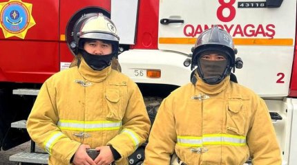 Ақтөбеде шатырға шығып алған ер адам өз-өзіне қол жұмсамақ болды