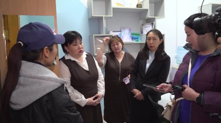 Сельские учителя в ЗКО обнаружили, что они должны государству 57 млн тенге