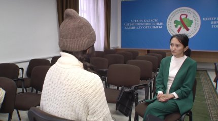«Күйеуім СПИД-пен ауыратынын жасырып, салдарынан мен де АИТВ-инфекциясын жұқтырдым» - тұрғын