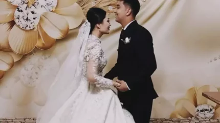 Қарындасымен бірге дуэт айтып танылған әнші Ринат Шамшырақ үйленді