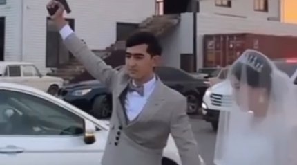 Молодожены устроили стрельбу в Туркестанской области (ВИДЕО)