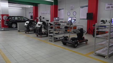 «Мастерская Лу Бань» открылась в одном из вузов ВКО