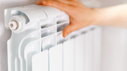 Жители двух микрорайонов Актау сообщают об отсутствии воды и тепла в квартирах