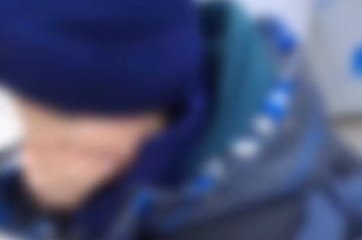 Поучительная история: школьник примерз языком к остановке в Астане