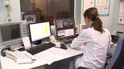 "Врач смотрит в компьютер, а не осматривает пациента": медики ответили на жалобы казахстанцев