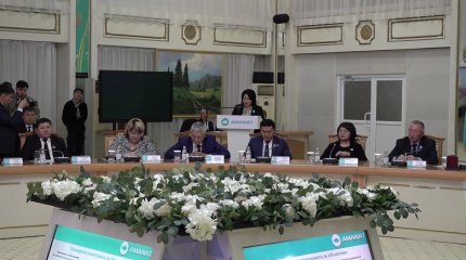 Школы и больницы: депутаты маслихатов обсудили развитие двух новых районов в ВКО