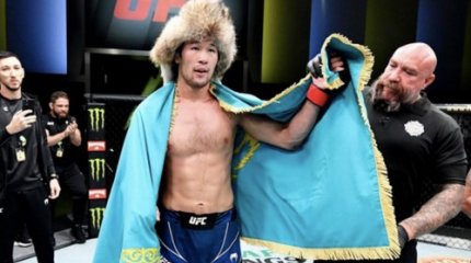 Шавкат Рахмонов выиграл бой с топовым бойцом UFC